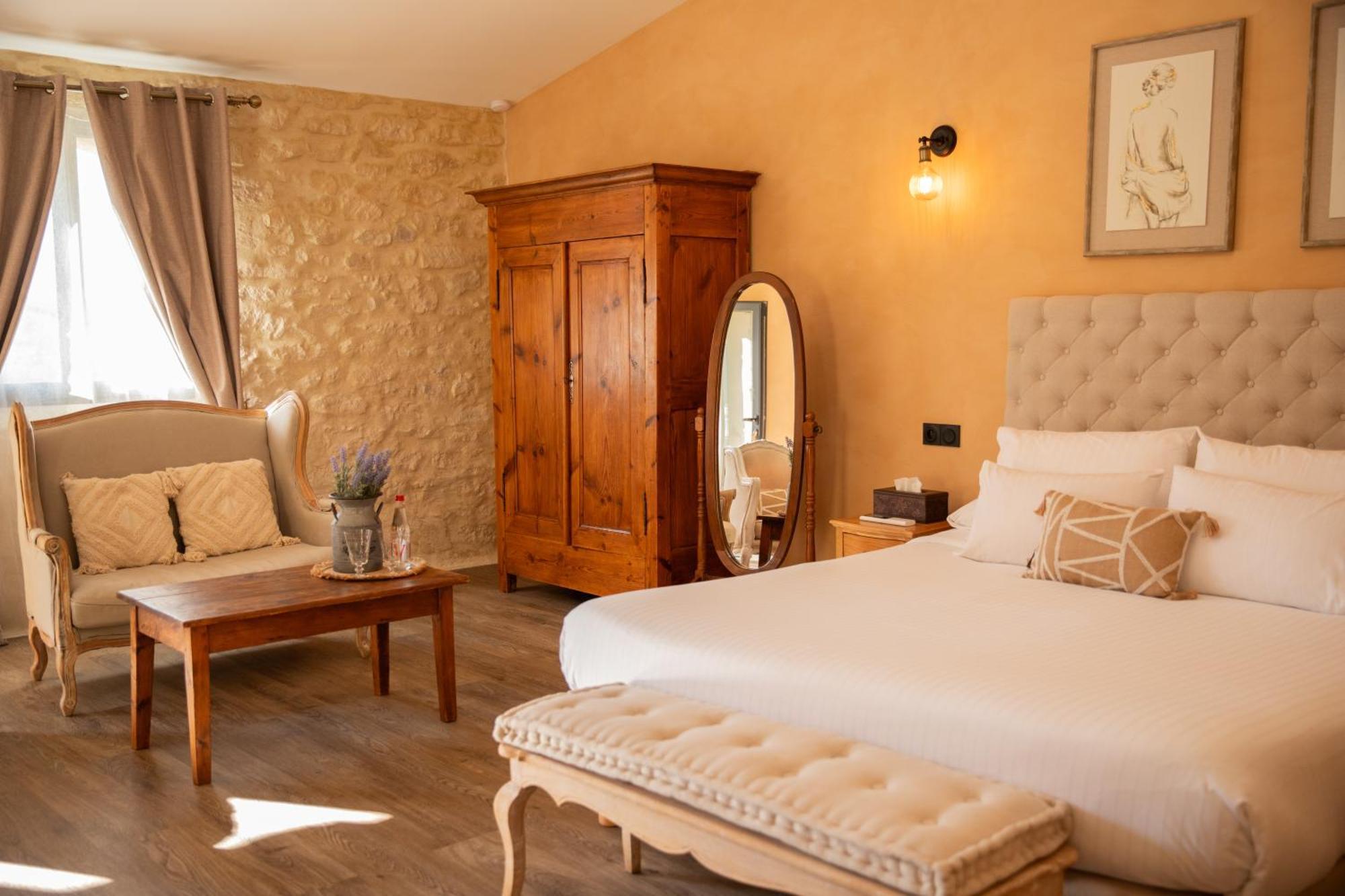 Maison Roucas - Restaurant Et Chambres D'Hotes Solérieux Kültér fotó