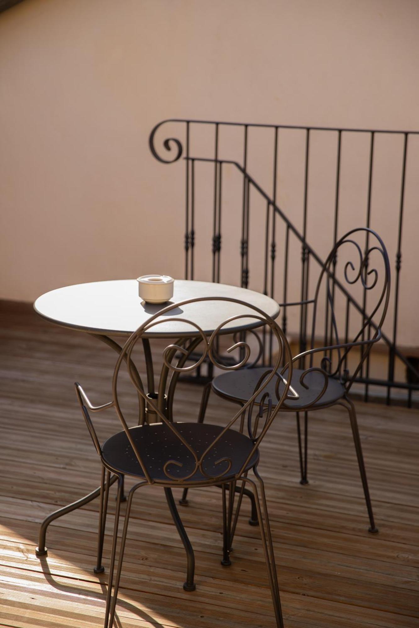 Maison Roucas - Restaurant Et Chambres D'Hotes Solérieux Kültér fotó